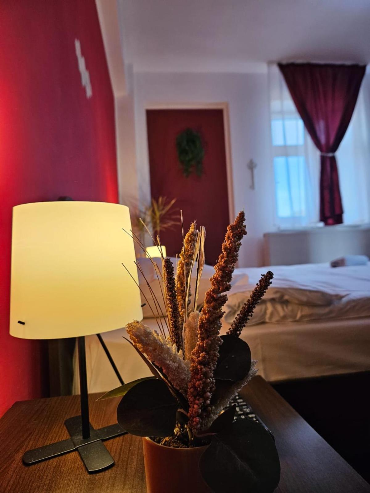 Apartment Zarnesti City Centre Vmp Free Parking Eksteriør bilde