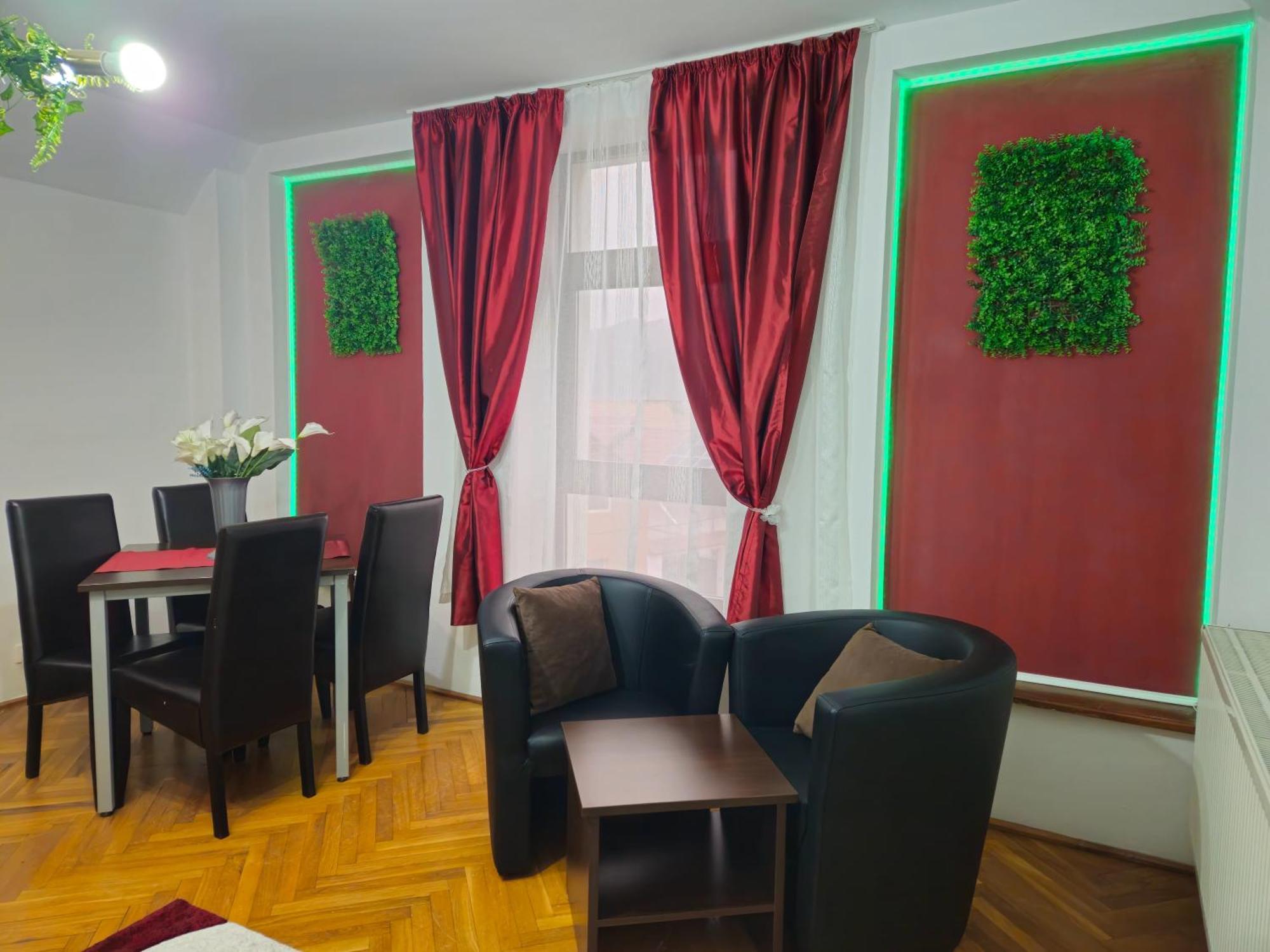 Apartment Zarnesti City Centre Vmp Free Parking Eksteriør bilde