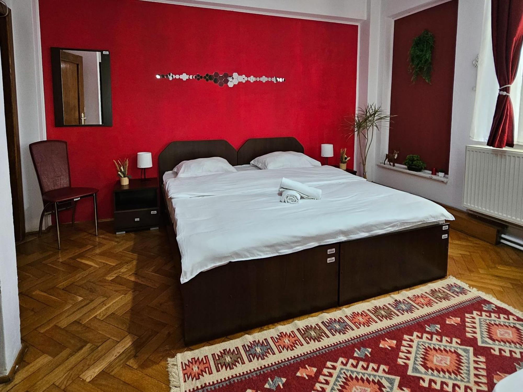 Apartment Zarnesti City Centre Vmp Free Parking Eksteriør bilde